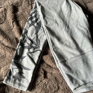 Aerie Gray Leggings with Black Leaf Print
